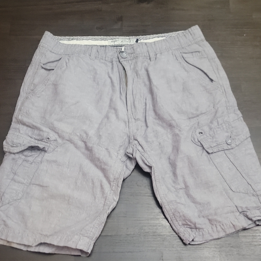 Men's Gray Cargo Shorts